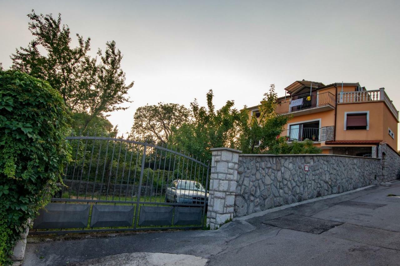 Apartment Anai Rijeka Bagian luar foto