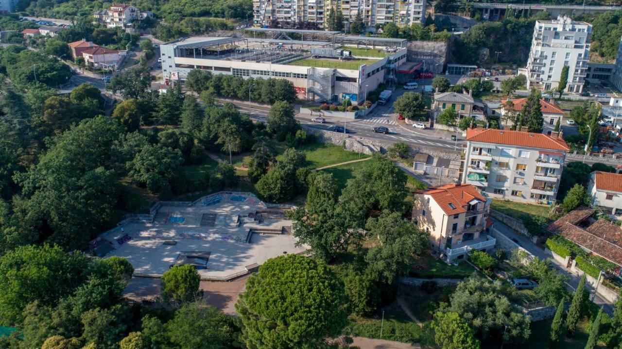 Apartment Anai Rijeka Bagian luar foto