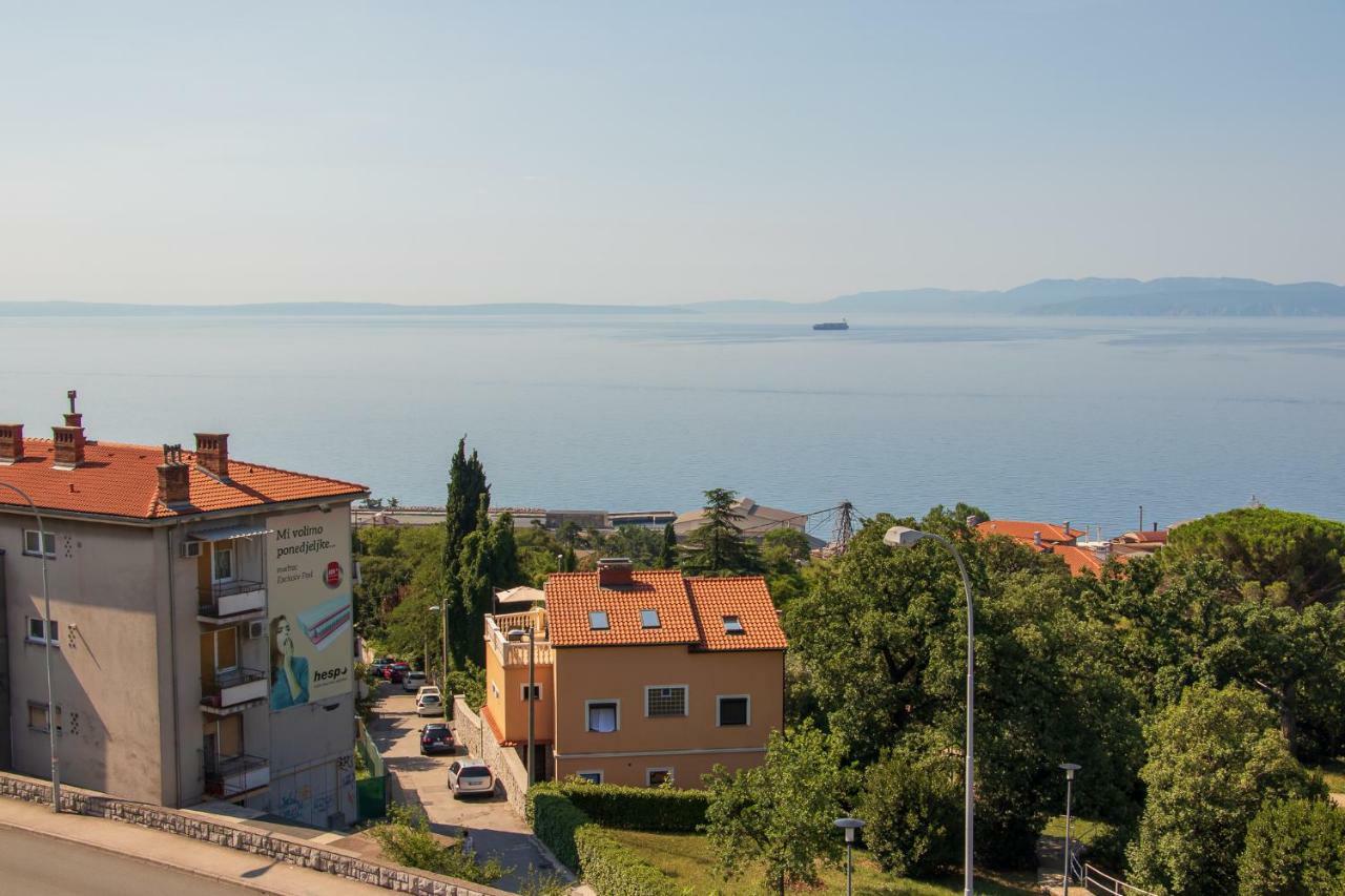 Apartment Anai Rijeka Bagian luar foto